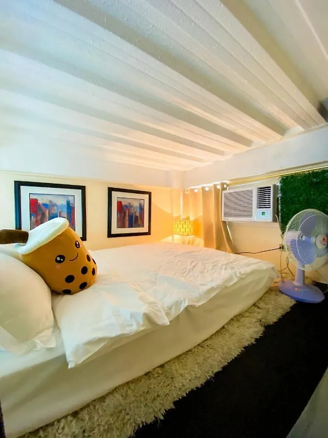 Mido Spaces Manila 0*,  Filipiny